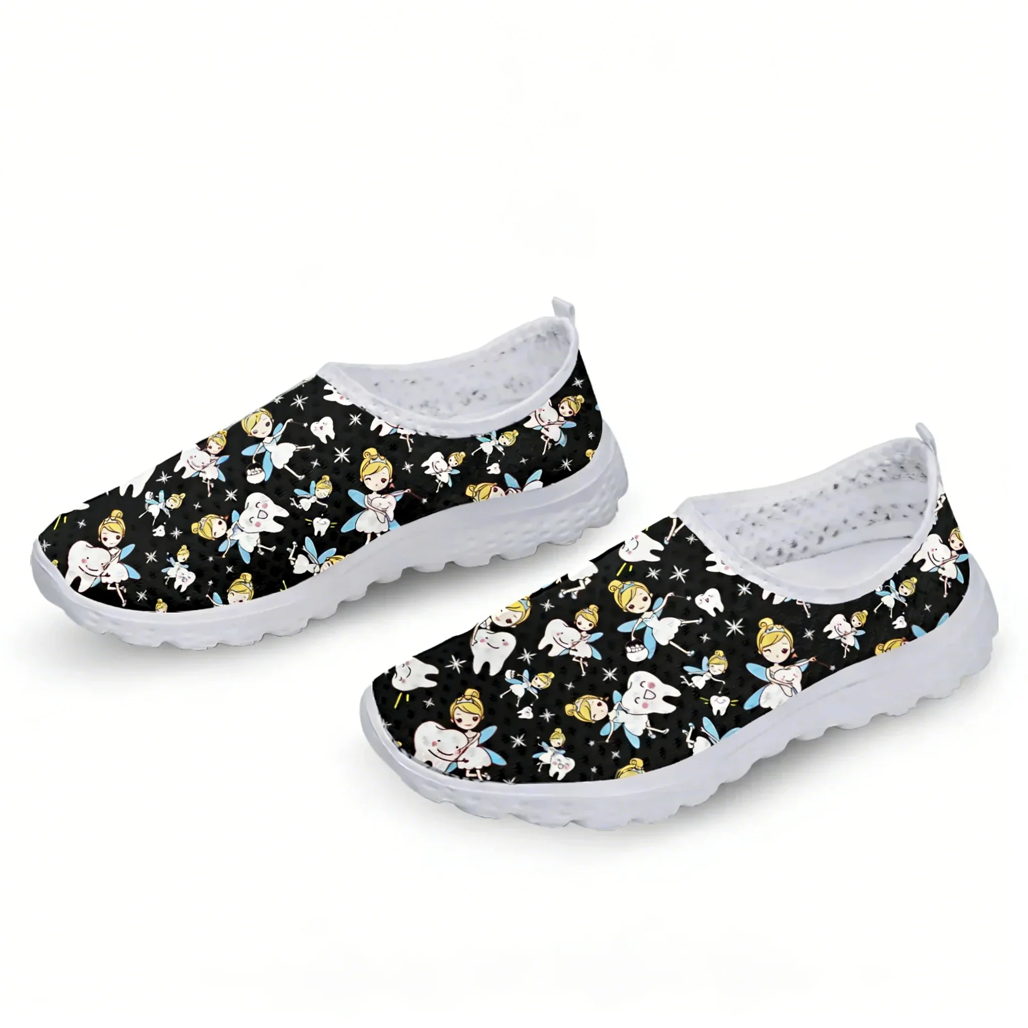 Cute Cartoon Nurse Elf/Teeth M - Women Shoes Tennis 评论和价格